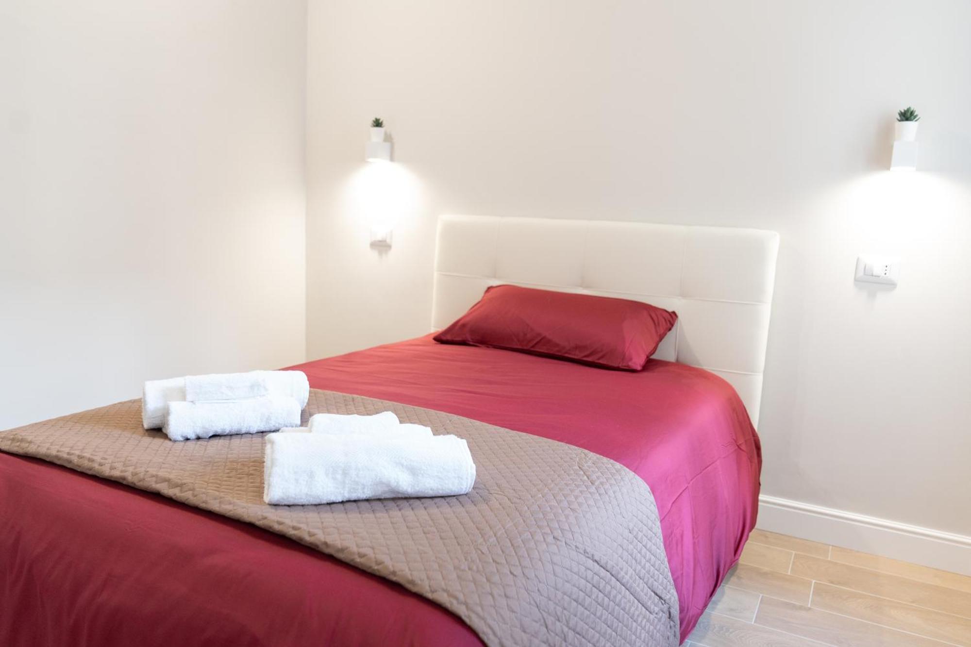 Casa Luna Nel Cuore Di Cagliari A 10 Minuti In Macchina Dalle Spiagge Piu Belle Extérieur photo