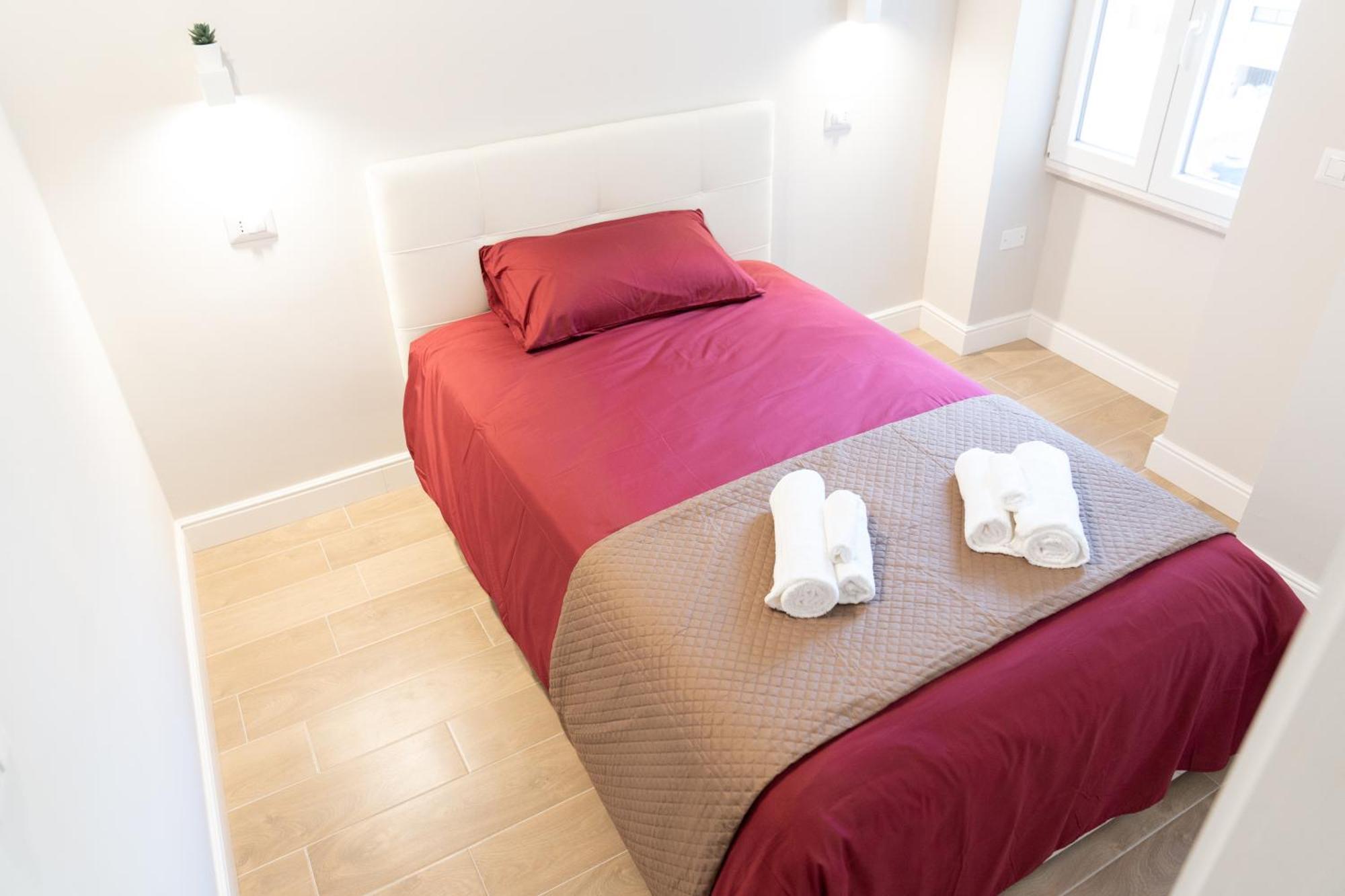 Casa Luna Nel Cuore Di Cagliari A 10 Minuti In Macchina Dalle Spiagge Piu Belle Extérieur photo